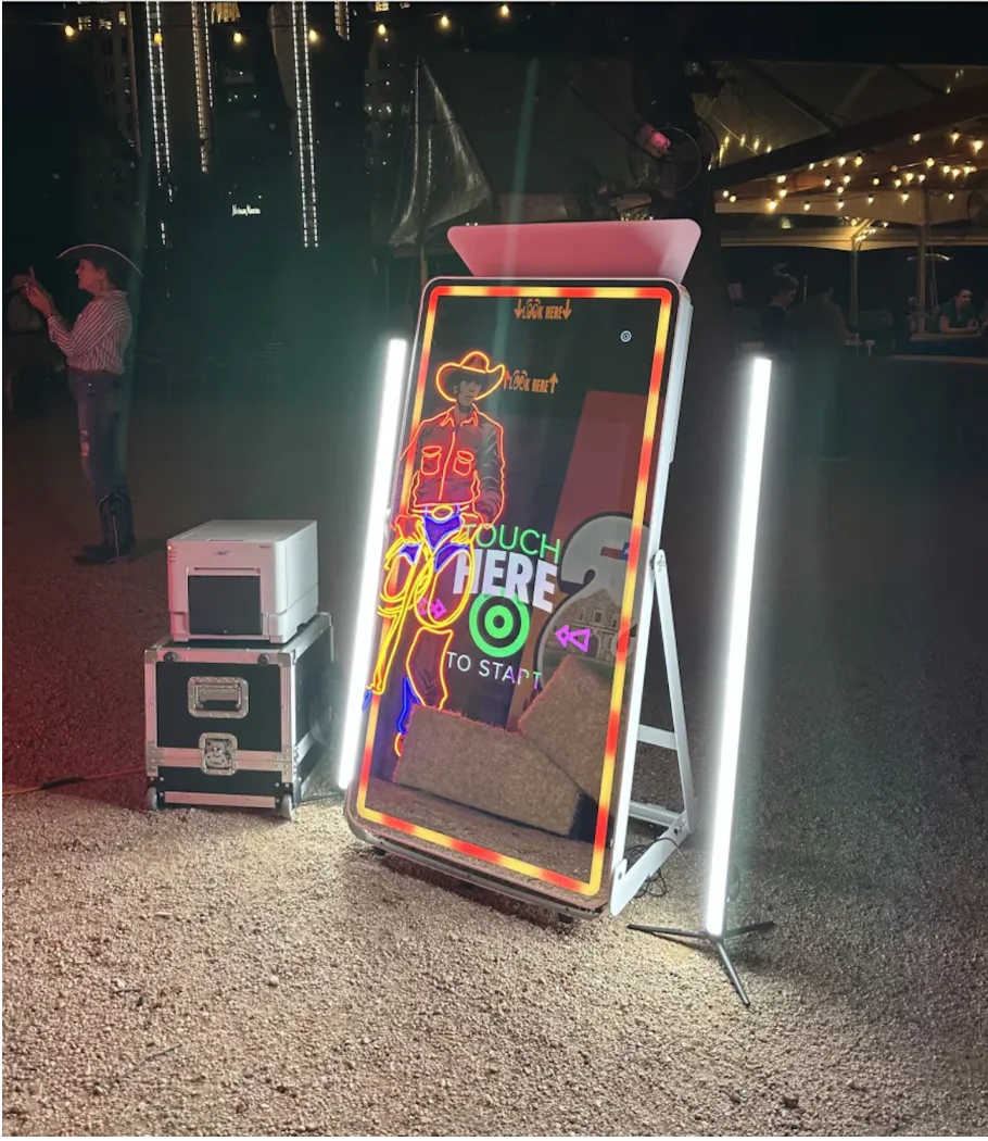 Dijital Oyunlar 1 mirror booth